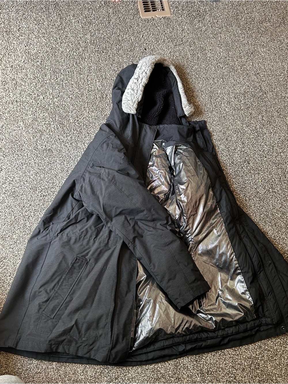 2 womens Columbia winter coats(sm&lrg)